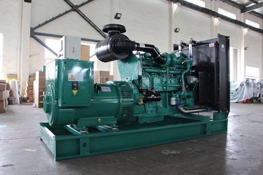 天峻320kw康明斯柴油发电车出租组图片 天峻320kw康明斯柴油发电车出租组图片